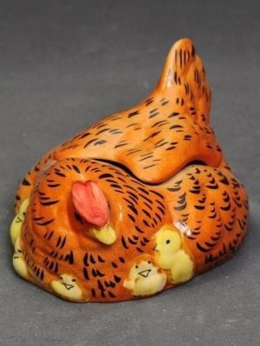 Шкатулка курица