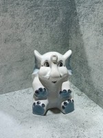 ск. Слон с рюкзаком